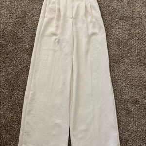 Aritzia Effortless Pant